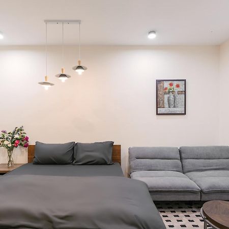 Delapong Homestay - 50M To Hoan Kiem Lake ハノイ市 エクステリア 写真