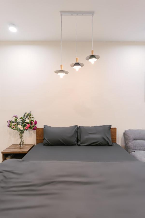 Delapong Homestay - 50M To Hoan Kiem Lake ハノイ市 エクステリア 写真